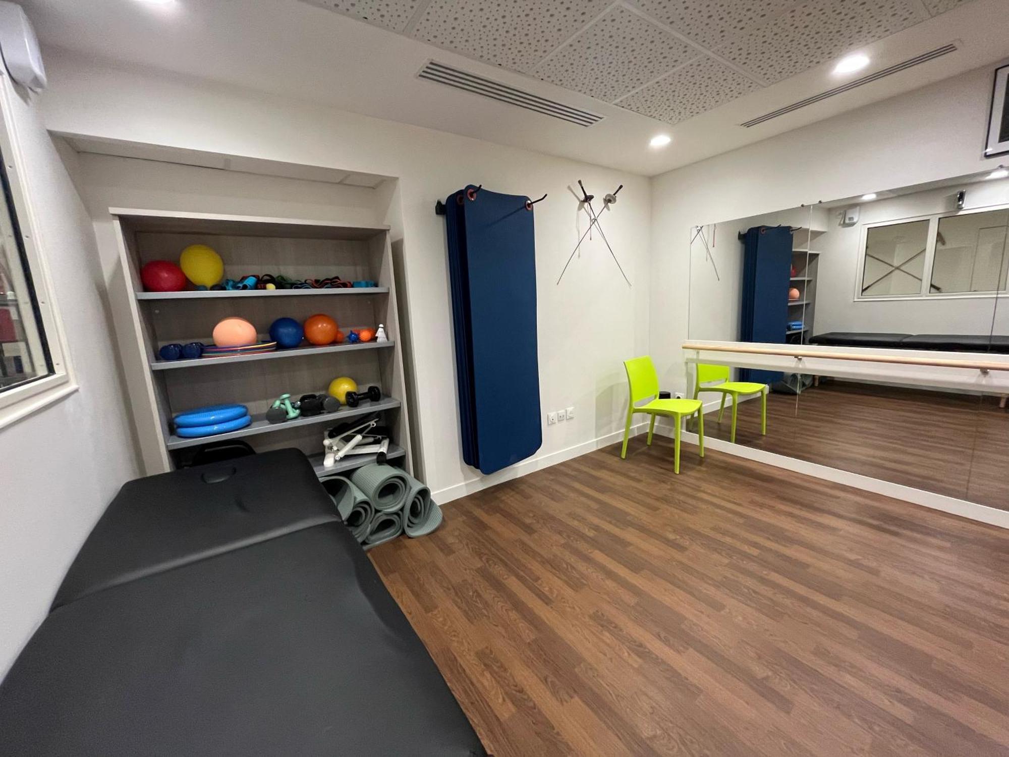 Apartment De *